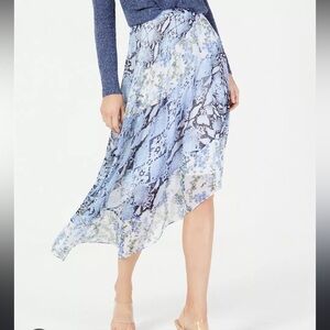💙🩵🤍 INC assymetric midi skirt waist 28” 💙🩵🤍